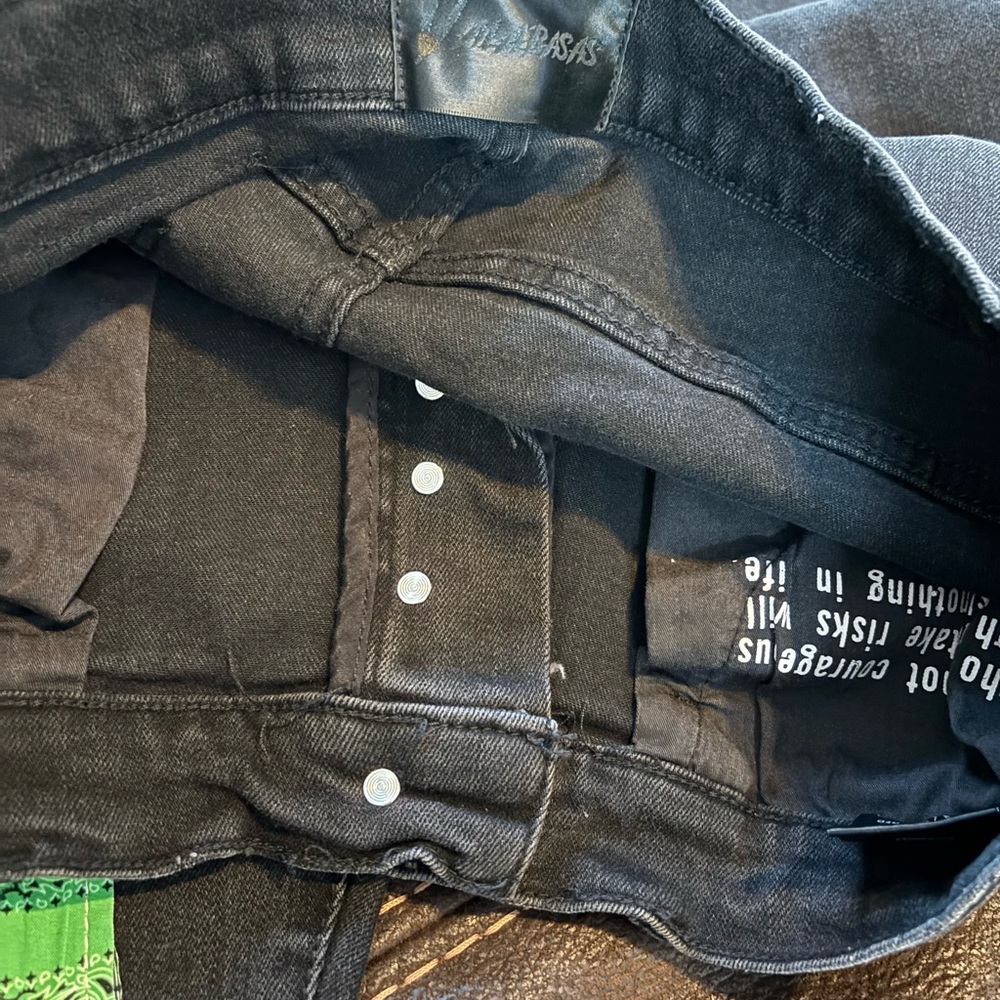 Valabasas, black bandana patch